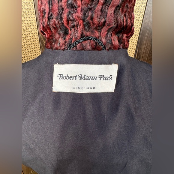 Vintage Robert Mann Furs Dyed Red Persian Lamb Fur Vest Jacket Coat Small - Picture 11 of 11